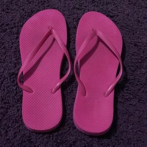 Pink Old Navy flip flops